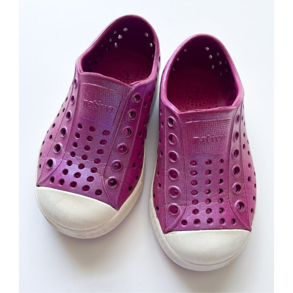Toddler Girl's Native Slip On Shoes Shimmer Pink Size C6